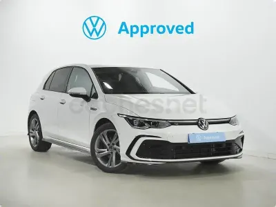 Usado VW Golf VIII R-line 131 CV (96 kW) 2022 Blanco Berlina