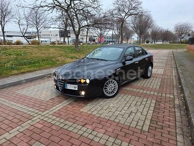Negro Usado 2007 Alfa Romeo 159 Distinctive Berlina | 3995 € (Buen precio)