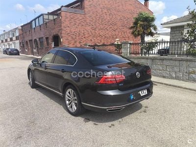 Usado VW Passat GTE 218 CV (160 kW) 2018 Gris / plata Berlina