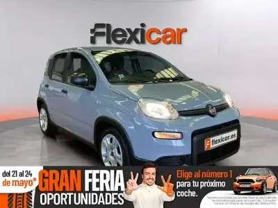 Usado Fiat Panda 70 CV (51 kW) 2023 Gris Utilitario