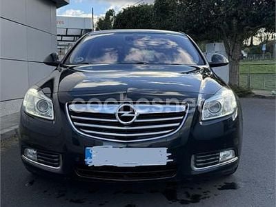 Usado Opel Insignia Sport 160 CV (117 kW) 2011 Negro Berlina