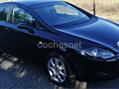 Używany Seat Leon Stylance 105 KM (77 kW) 2007 Czarny Hatchback