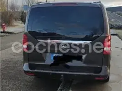 Usado Mercedes V220 Avantgarde 163 CV (119 kW) 2015 Marrón Monovolumen