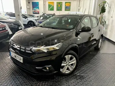Usado Dacia Sandero Expression 101 CV (74 kW) 2023 Negro Berlina