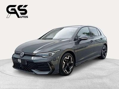 Usado VW Golf VIII R-line 150 CV (110 kW) 2025 Gris Utilitario