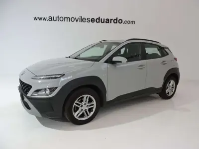 Usado Hyundai Kona 120 CV (88 kW) 2021 Gris SUV