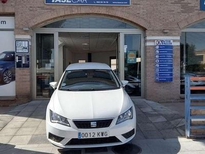 Usado Seat Leon Reference 116 CV (85 kW) 2019 Blanco Utilitario