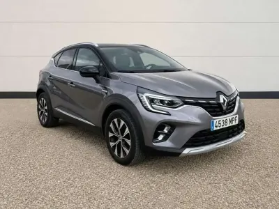 Usado Renault Captur Techno 90 CV (66 kW) 2024 Gris SUV