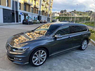 Usado VW Passat Sportline 180 CV (132 kW) 2016 Gris / plata Familiar