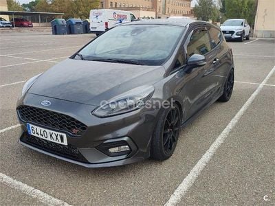 Gris / plata Usado 2019 Ford Fiesta ST Berlina | 17.000 € (Un poco caro)