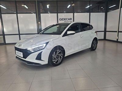 Usado Hyundai i20 100 CV (73 kW) 2025 Blanco Utilitario