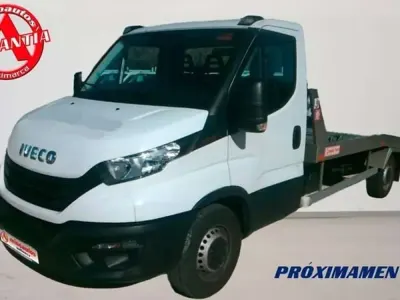 Usado Iveco Daily 160 CV (117 kW) 2023 Blanco Van