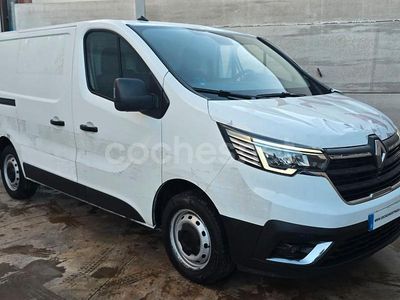 Blanco Usado 2023 Renault Trafic Monovolumen | 7900 €