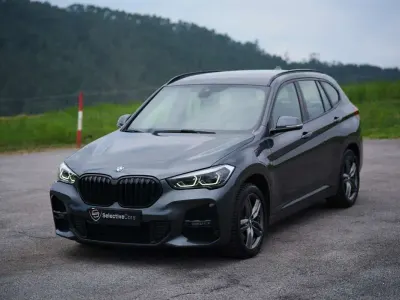 Usado BMW X1 Comfort Edition 220 CV (161 kW) 2020 Gris SUV