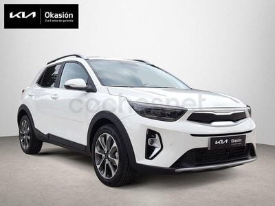 Usado Kia Stonic Style 100 HP (73 kW) 2024 Branco SUV