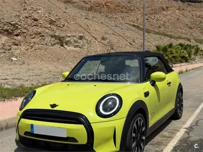 Usado Mini Cooper Cabriolet 136 CV (100 kW) 2021 Verde Descapotable