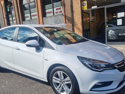 Usado 2018 Opel Astra | 9900 € (Precio justo)