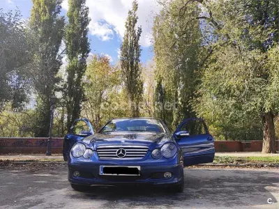 Usado Mercedes C320 218 CV (160 kW) 2003 Azul Berlina