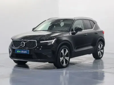 Usado Volvo XC40 Core 211 CV (155 kW) 2022 Negro SUV