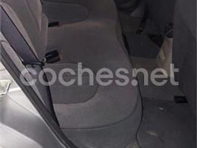 Usado Rover 75 131 CV (96 kW) 2005 Gris / plata Berlina