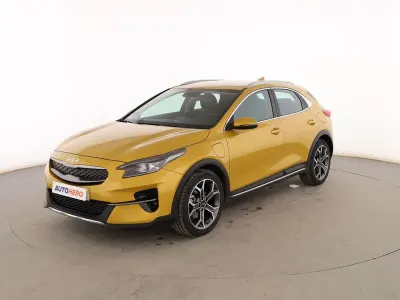 Usado Kia XCeed 141 CV (103 kW) 2022 Amarillo SUV