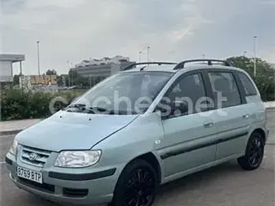 Usado Hyundai Matrix GLS 82 CV (60 kW) 2002 Gris / plata Monovolumen