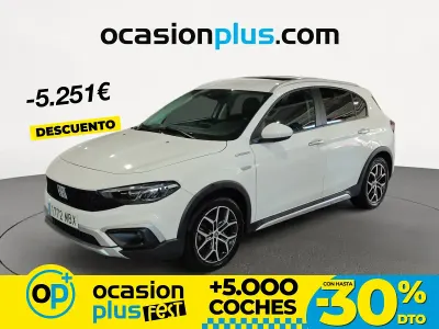 Usado Fiat Tipo Cross 130 CV (95 kW) 2022 Blanco Berlina