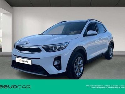 Usado Kia Stonic 84 CV (61 kW) 2017 Blanco SUV