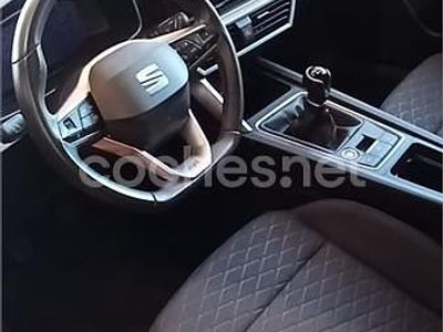 Usado Seat Leon FR 150 CV (110 kW) 2021 Blanco Familiar