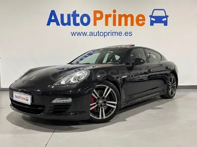 Käytetty Porsche Panamera 250 HP (183 kW) 2012 Musta Viistoperä