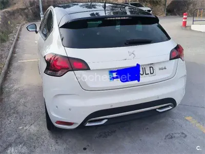 Usado DS Automobiles DS4 Style 120 CV (88 kW) 2016 Blanco Berlina