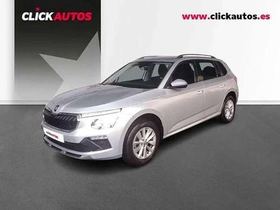 Usado Skoda Kamiq Selection 95 CV (69 kW) 2025 Plateado SUV