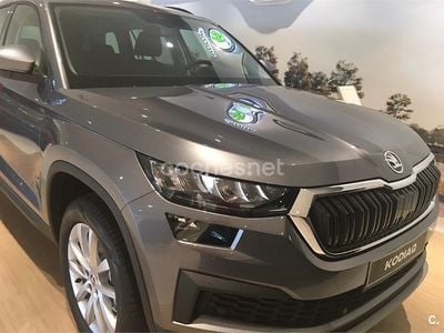 Usado Skoda Kodiaq Ambition 150 CV (110 kW) 2022 Gris / plata SUV