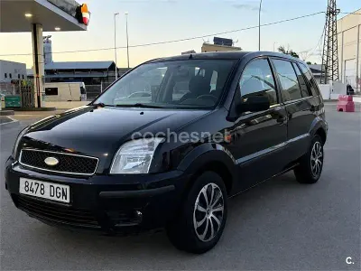 Używany Ford Fusion 100 KM (73 kW) 2005 Czarny Hatchback