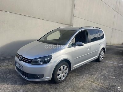 Usado VW Touran Edition 140 CV (102 kW) 2012 Gris / plata Monovolumen