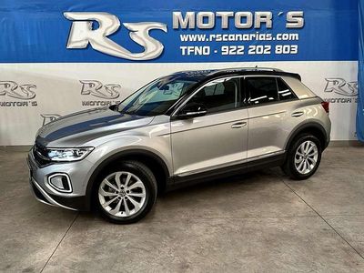 Gris / plata Usado 2023 VW T-Roc SUV | 20.990 € (Buen precio)