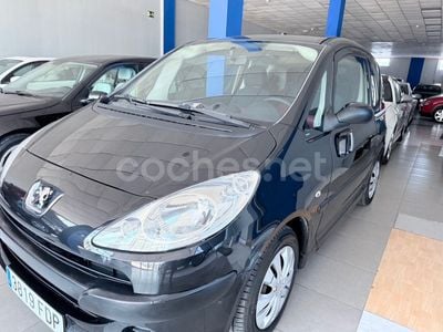 Peugeot 1007