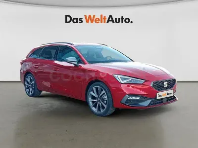 Nuevo Seat Leon FR 150 CV (110 kW) 2026 Rojo Berlina
