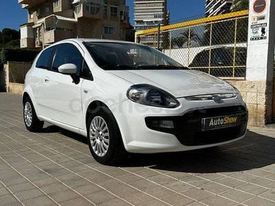 Usado Fiat Punto Evo Dynamic 69 CV (50 kW) 2011 Blanco Utilitario