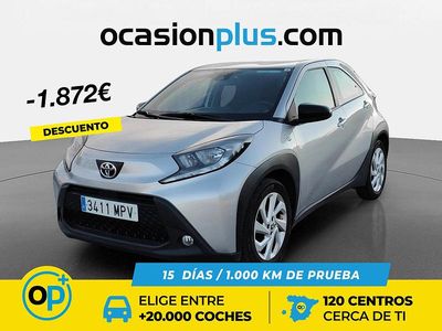 Usado Toyota Aygo X Play 72 CV (52 kW) 2024 Gris SUV