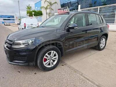 Usado VW Tiguan Advance 140 CV (102 kW) 2012 Negro SUV