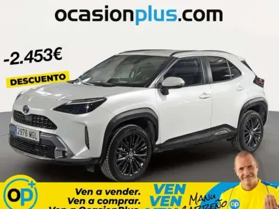 Usado Toyota Yaris Cross 116 CV (85 kW) 2023 Blanco SUV
