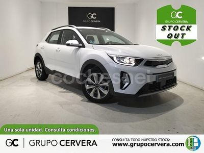 Blanco Usado 2024 Kia Stonic SUV | 19.500 € (Precio justo)