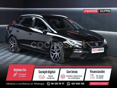 Usado Seat Leon FR 150 CV (110 kW) 2020 Negro Familiar
