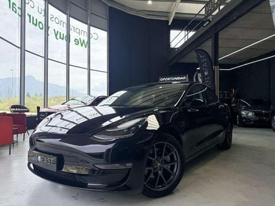 Käytetty Tesla Model 3 366 kW (498 HP) 2021 Musta Sedan