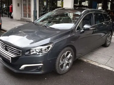 Usado Peugeot 508 Allure 181 CV (133 kW) 2016 Gris Berlina