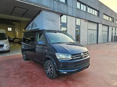 Usado VW California Beach 150 CV (110 kW) 2018 Azul Van