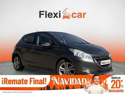 Gris Usado 2015 Peugeot 208 Allure Utilitario | 7990 € (Precio justo)