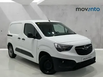 Usado Opel Combo S 102 CV (75 kW) 2022 Blanco Monovolumen