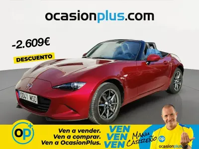 Usado Mazda MX5 Exclusive-Line 132 CV (97 kW) 2024 Rojo Descapotable